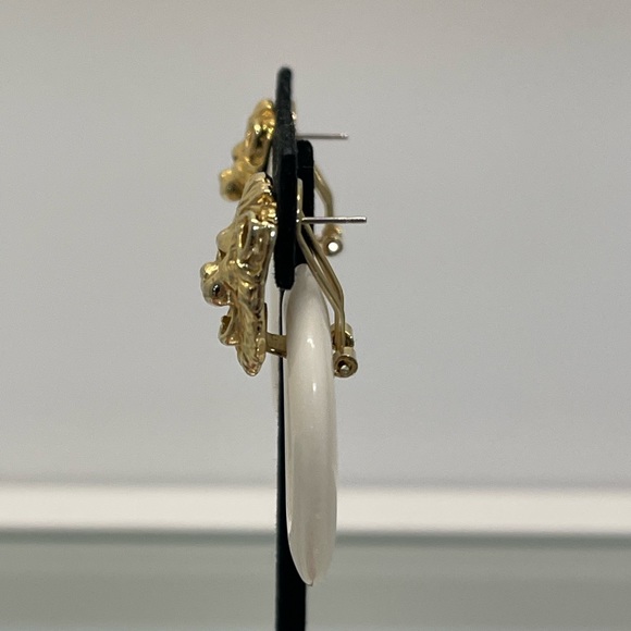 Lion Leo Earrings with White Knocker 💕 - Picture 2 of 5